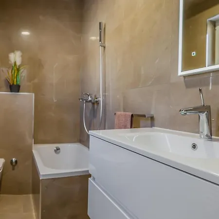 Salvia - New, Modern Near Split