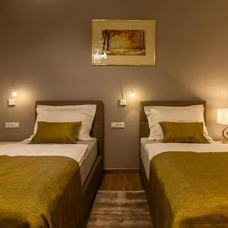 Vila Salvia - New, Modern Near Split *